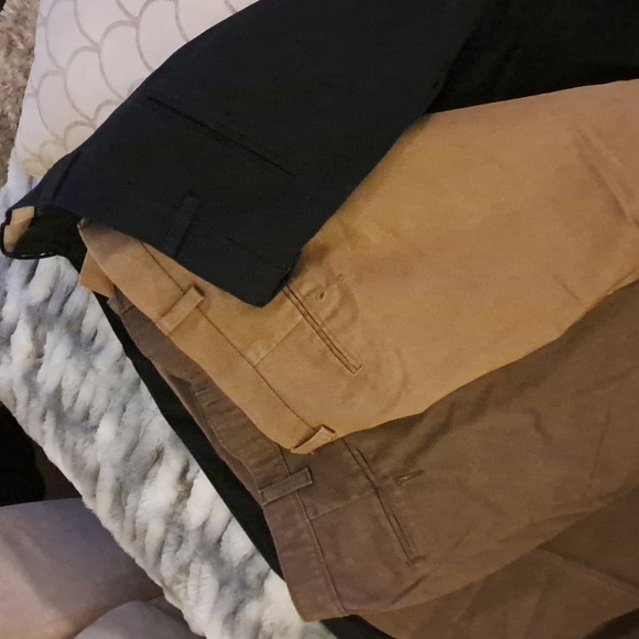 3 pairs for $24 in various brands and sizes (2) 36X30 and (1) 38X30 and colors - Picture 3 of 3